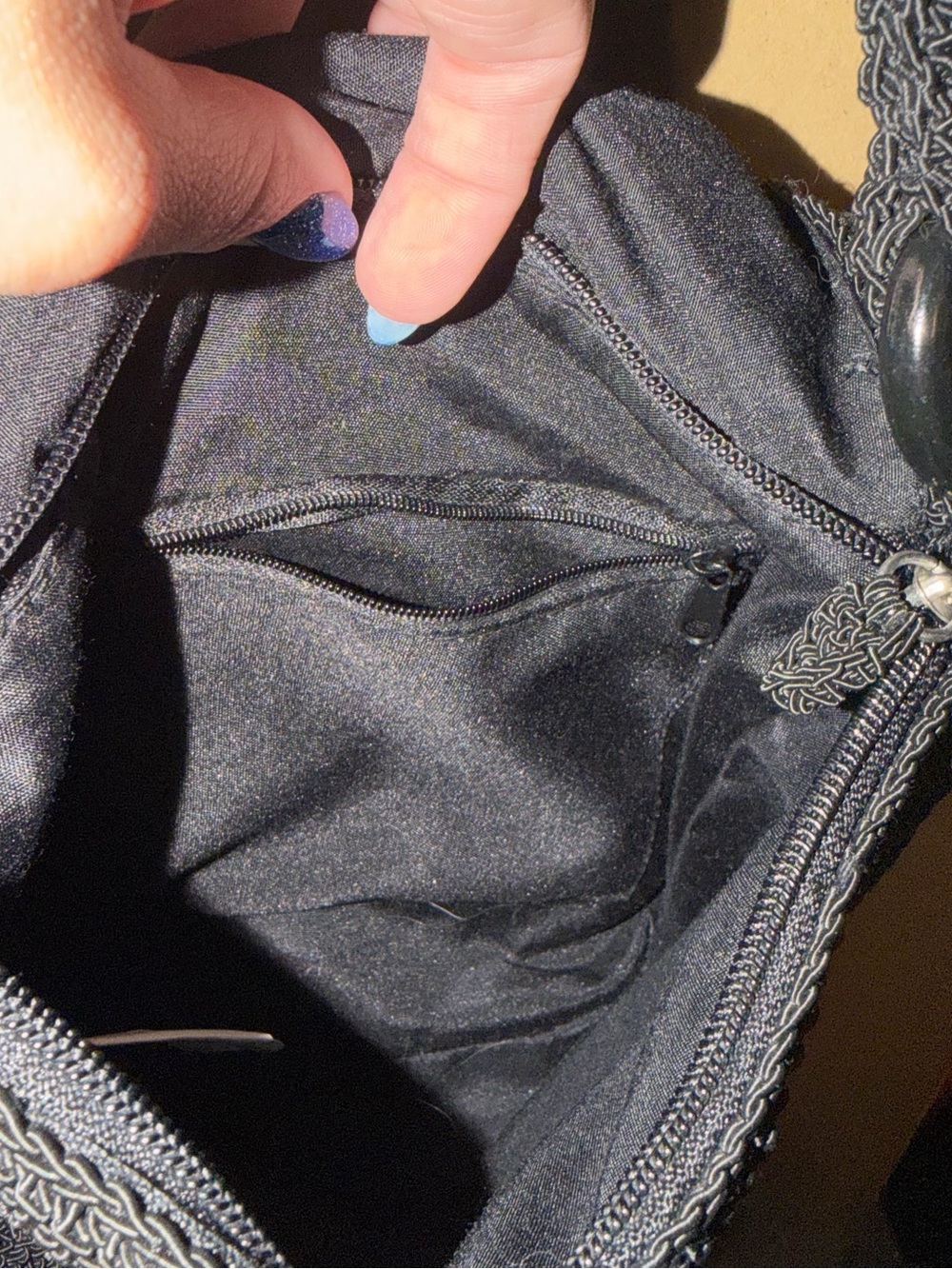 Black Beaded Crochet Crossbody Bag - Picture 3 of 7